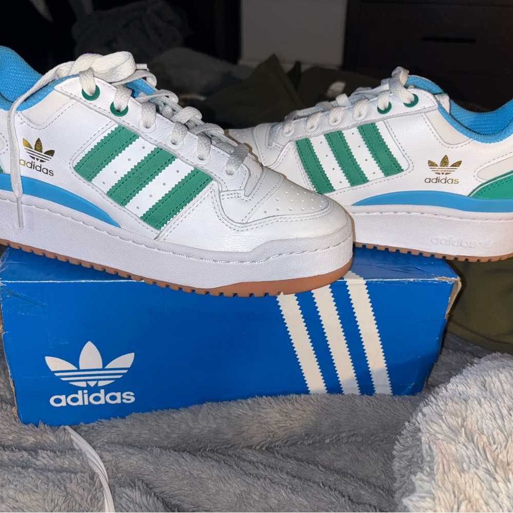 Adidas Women’s White & Green Low-Top Sneakers